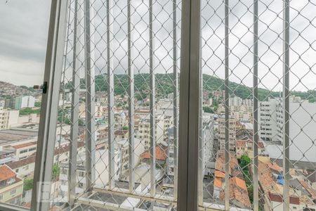 Apartamento à venda com 77m², 2 quartos e 1 vagaQuarto 1 - Vista