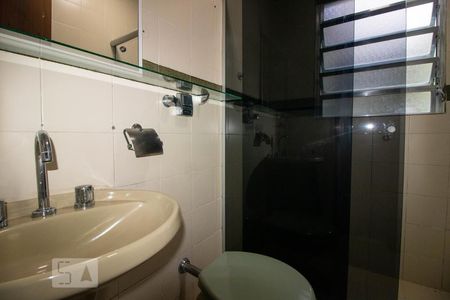 Casa à venda com 420m², 3 quartos e 3 vagasBanheiro Social
