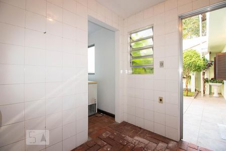Casa à venda com 420m², 3 quartos e 3 vagasÁrea de Serviço