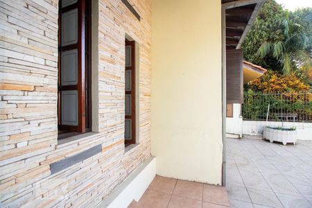 Varanda da Sala de casa à venda com 3 quartos, 420m² em Passo da Areia, Porto Alegre