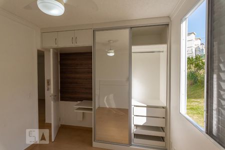 Quarto 1 - Armários de apartamento para alugar com 2 quartos, 44m² em Vila Marieta, Campinas