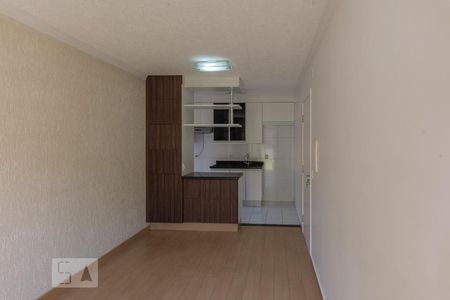 Sala de apartamento para alugar com 2 quartos, 44m² em Vila Marieta, Campinas