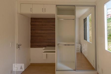 Quarto 1 - Armários de apartamento para alugar com 2 quartos, 44m² em Vila Marieta, Campinas