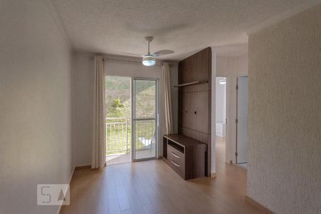 Sala de apartamento para alugar com 2 quartos, 44m² em Vila Marieta, Campinas