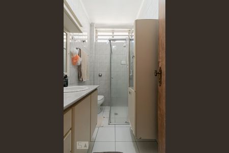 Casa à venda com 222m², 3 quartos e 2 vagasBanheiro da Suíte