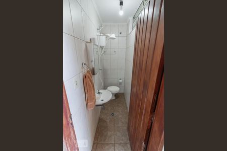 Casa à venda com 222m², 3 quartos e 2 vagasBanheiro de Serviço