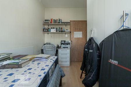 Casa à venda com 222m², 3 quartos e 2 vagasQuarto 3