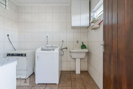 Casa à venda com 222m², 3 quartos e 2 vagasÁrea de Serviço