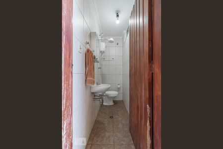 Casa à venda com 222m², 3 quartos e 2 vagasBanheiro de Serviço