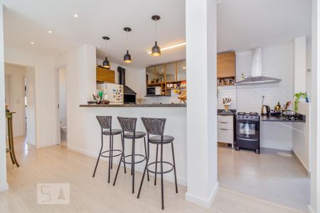 Apartamento à venda com 101m², 3 quartos e 1 vaga Apartamento à venda com 101m², 3 quartos e 1 vagaSala