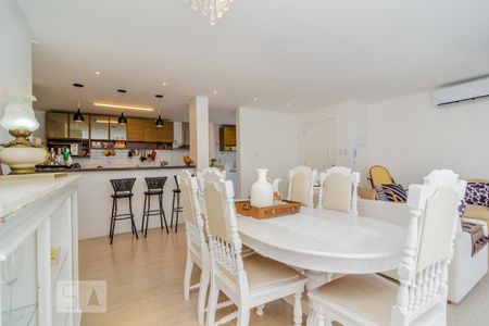 Apartamento à venda com 101m², 3 quartos e 1 vaga Apartamento à venda com 101m², 3 quartos e 1 vagaSala