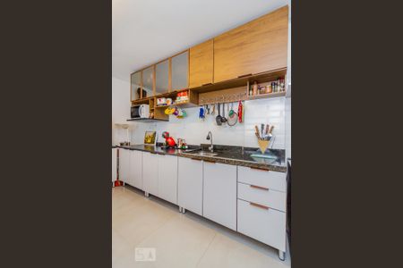 Apartamento à venda com 101m², 3 quartos e 1 vaga Apartamento à venda com 101m², 3 quartos e 1 vagaCozinha
