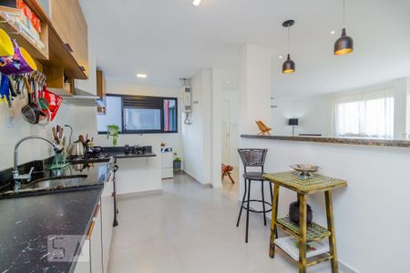 Apartamento à venda com 101m², 3 quartos e 1 vaga Apartamento à venda com 101m², 3 quartos e 1 vagaCozinha