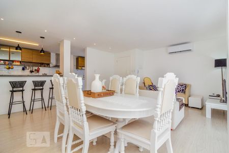 Apartamento à venda com 101m², 3 quartos e 1 vaga Apartamento à venda com 101m², 3 quartos e 1 vagaSala