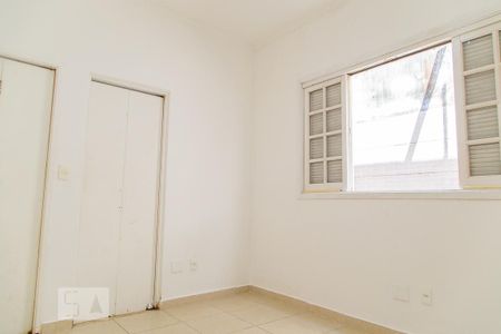 Casa à venda com 240m², 3 quartos e 4 vagas Casa à venda com 240m², 3 quartos e 4 vagasSuíte 2