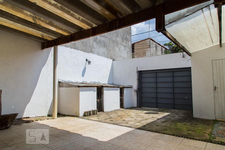 Casa à venda com 240m², 3 quartos e 4 vagas Casa à venda com 240m², 3 quartos e 4 vagasGaragem