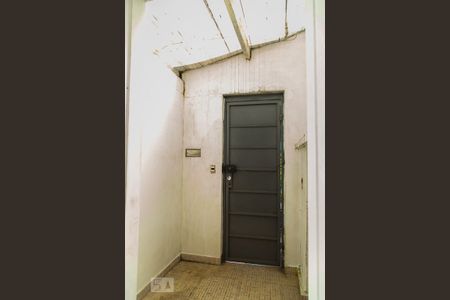 Casa à venda com 240m², 3 quartos e 4 vagas Casa à venda com 240m², 3 quartos e 4 vagasGaragem - Hall de entrada