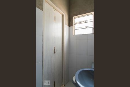 Casa à venda com 240m², 3 quartos e 4 vagas Casa à venda com 240m², 3 quartos e 4 vagasBanheiro de serviço