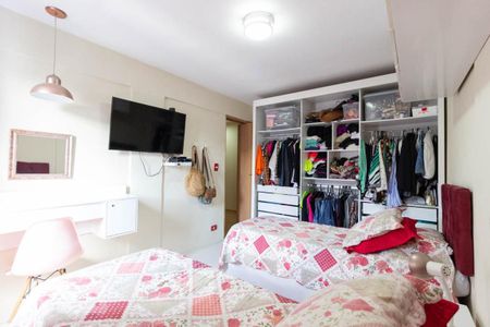 Apartamento à venda com 78m², 2 quartos e 2 vagasQuarto 2