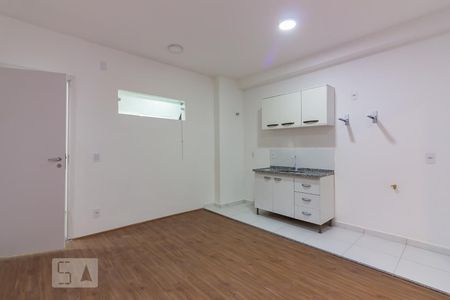 Sala de apartamento para alugar com 1 quarto, 30m² em Presidente Altino, Osasco