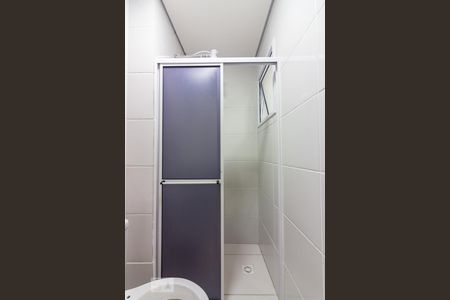 Banheiro de apartamento para alugar com 1 quarto, 30m² em Presidente Altino, Osasco