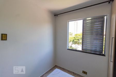 Quarto 1 de apartamento para alugar com 2 quartos, 58m² em Conjunto Habitacional Padre José de Anchieta, São Paulo