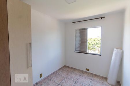 Quarto 2 de apartamento para alugar com 2 quartos, 58m² em Conjunto Habitacional Padre José de Anchieta, São Paulo