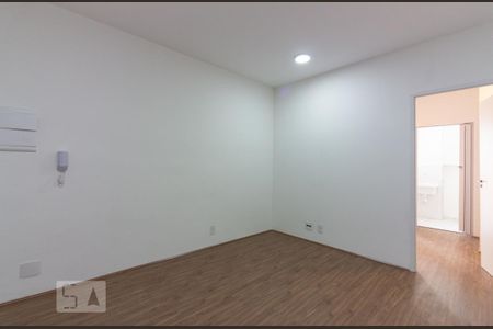 Sala de apartamento para alugar com 1 quarto, 30m² em Presidente Altino, Osasco