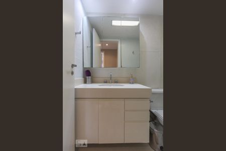 Banheiro Quarto 4 Suite de apartamento para alugar com 4 quartos, 149m² em Jacarepaguá, Rio de Janeiro