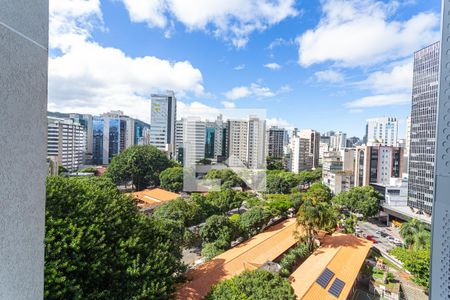 Vista da Sala de apartamento para alugar com 3 quartos, 85m² em Funcionários, Belo Horizonte