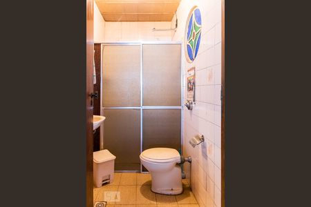 Casa à venda com 600m², 4 quartos e 5 vagas Casa à venda com 600m², 4 quartos e 5 vagasBanheiro 3