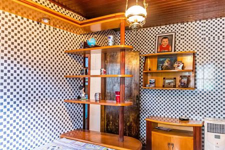 Casa à venda com 600m², 4 quartos e 5 vagas Casa à venda com 600m², 4 quartos e 5 vagasQuarto 2