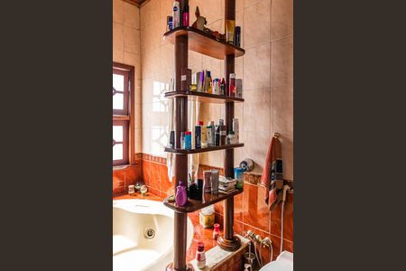 Casa à venda com 600m², 4 quartos e 5 vagas Casa à venda com 600m², 4 quartos e 5 vagasBanheiro da Suíte Master