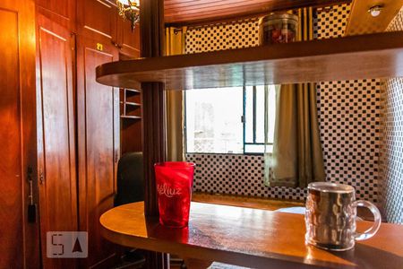 Casa à venda com 600m², 4 quartos e 5 vagas Casa à venda com 600m², 4 quartos e 5 vagasQuarto 2