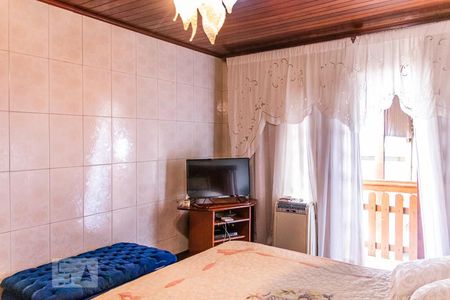 Casa à venda com 600m², 4 quartos e 5 vagas Casa à venda com 600m², 4 quartos e 5 vagasSuíte Master