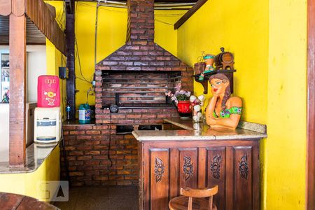 Casa à venda com 600m², 4 quartos e 5 vagas Casa à venda com 600m², 4 quartos e 5 vagasEspaço Gourmet