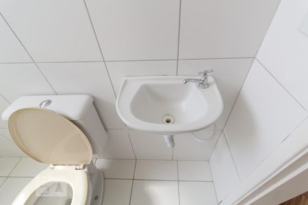 Banheiro de apartamento para alugar com 2 quartos, 50m² em Jardim Europa, Sorocaba