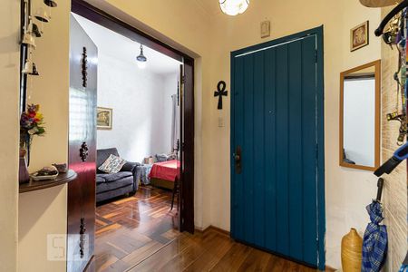 Entrada de casa à venda com 3 quartos, 180m² em Cambuci, São Paulo