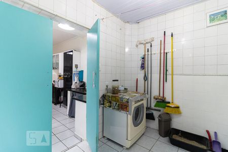 Casa à venda com 180m², 3 quartos e 1 vagaLavanderia