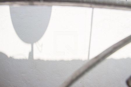 Casa para alugar com 80m², 2 quartos e sem vagaQuarto 02 - Janela