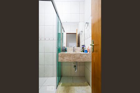 Casa à venda com 197m², 3 quartos e 4 vagasBanheiro