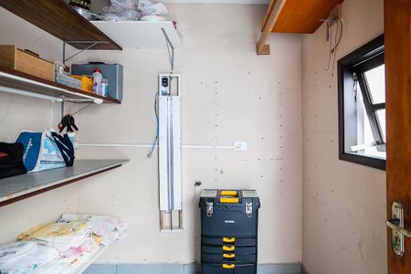 Casa à venda com 197m², 3 quartos e 4 vagasQuarto de Serviço