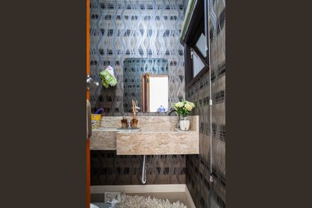 Casa à venda com 197m², 3 quartos e 4 vagasLavabo