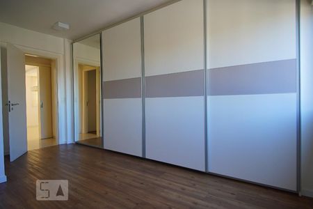 Quarto Suíte 1 de apartamento para alugar com 2 quartos, 86m² em Petrópolis, Porto Alegre