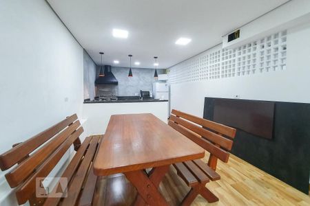 Apartamento para alugar com 50m², 1 quarto e 1 vaga Apartamento para alugar com 50m², 1 quarto e 1 vagaÁrea comum - Salão de festas