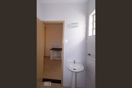 Banheiro de apartamento para alugar com 1 quarto, 48m² em Jardim Três Marias, São Paulo