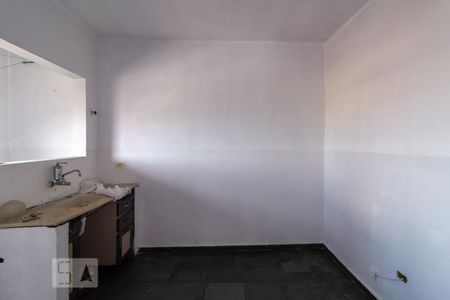 Cozinha de apartamento para alugar com 1 quarto, 50m² em Jardim Três Marias, São Paulo
