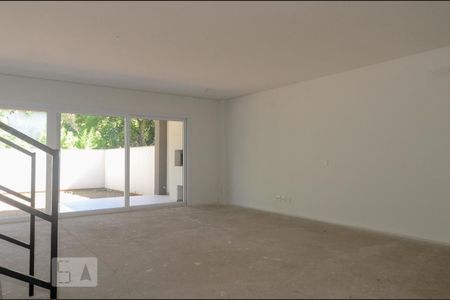 Casa de condomínio à venda com 276m², 3 quartos e 3 vagasSala