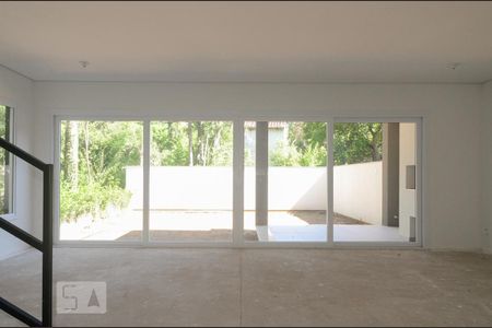 Casa de condomínio à venda com 276m², 3 quartos e 3 vagasSala