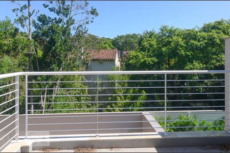 Casa de condomínio à venda com 276m², 3 quartos e 3 vagasvaranda